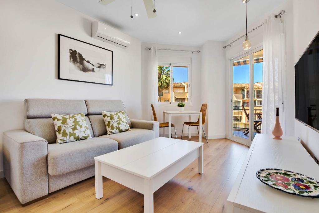 Santa Amalia 25 By IVI Real Estate 6