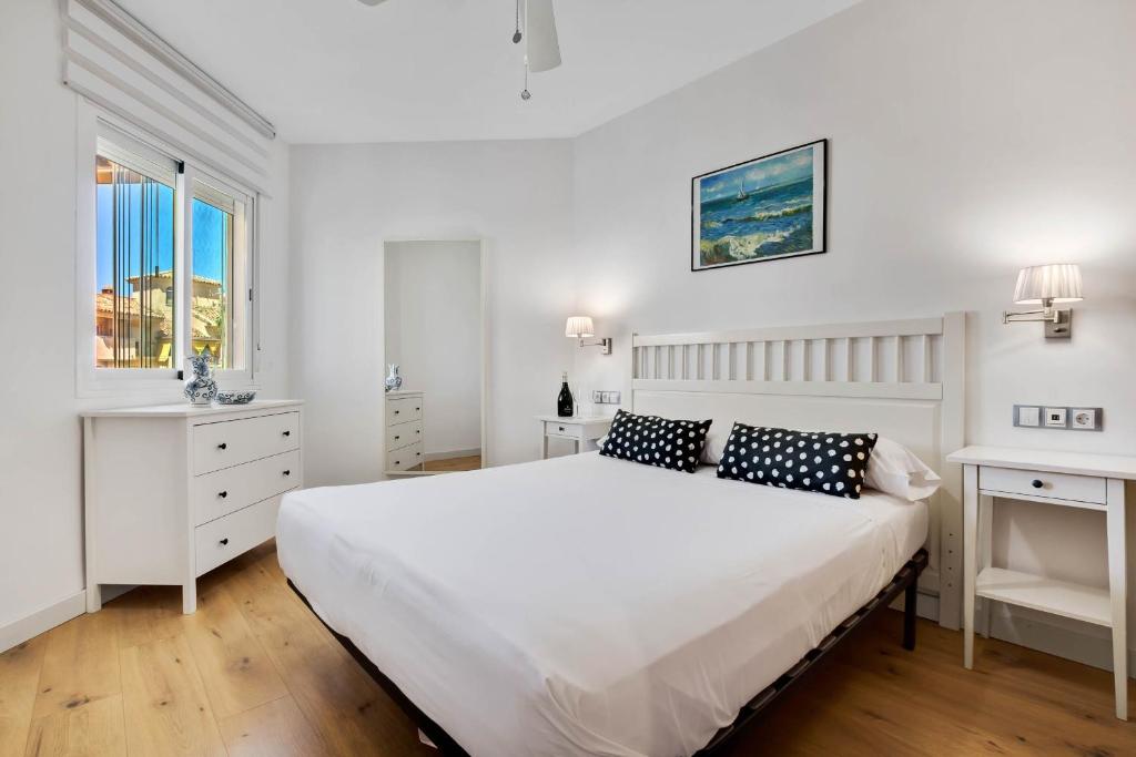 Santa Amalia 25 By IVI Real Estate 8