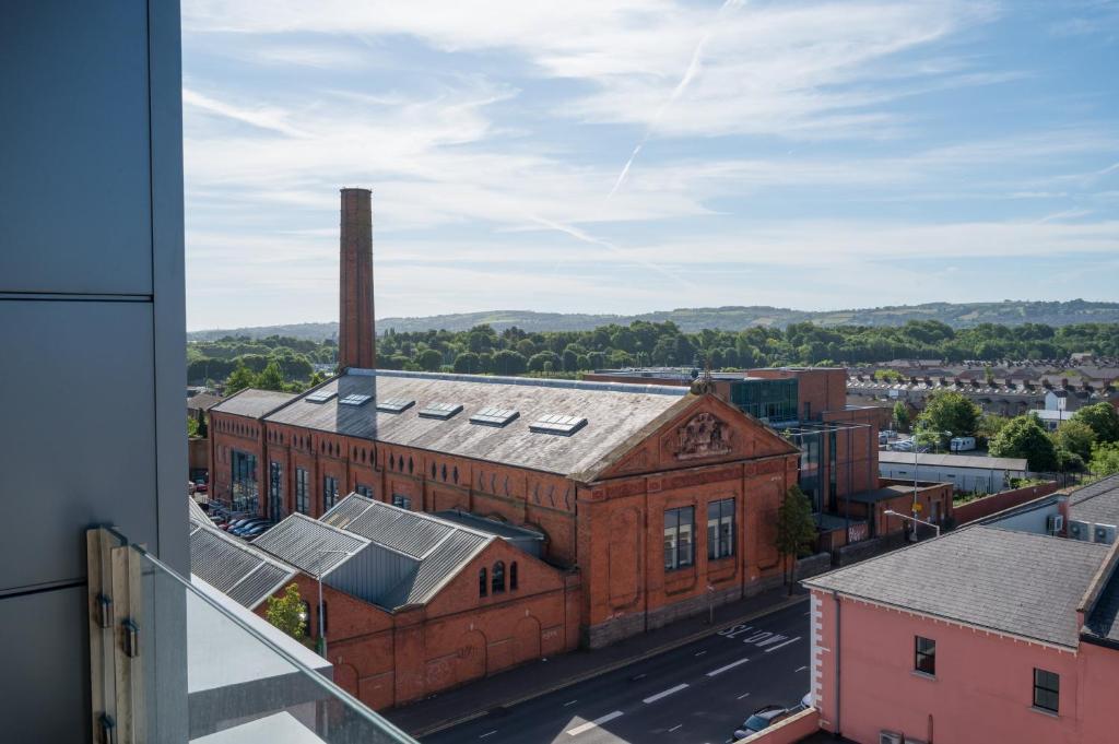 Premium Corporate & Family-Friendly Apartment in Belfast 7