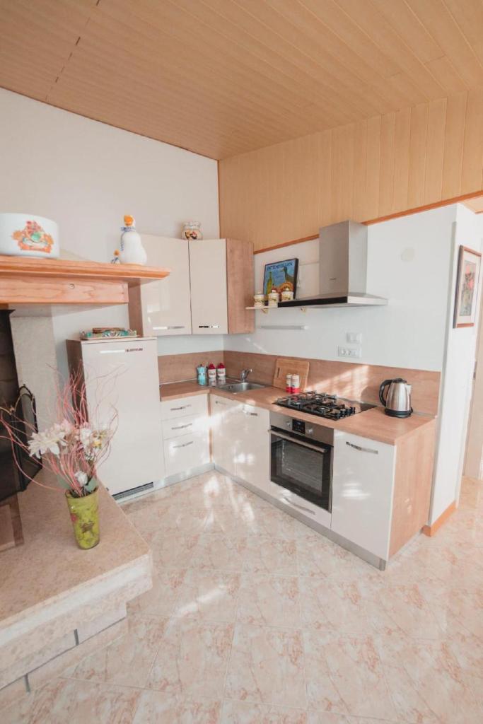 Antonio Apartment 2 4