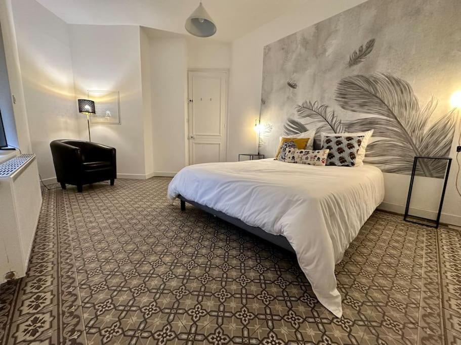 maison 22 couchages prox gare et centre Max 10 chambres 7