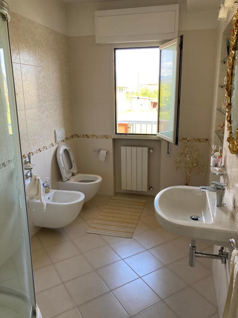 Casa spaziosa e comoda vicino al centro 8