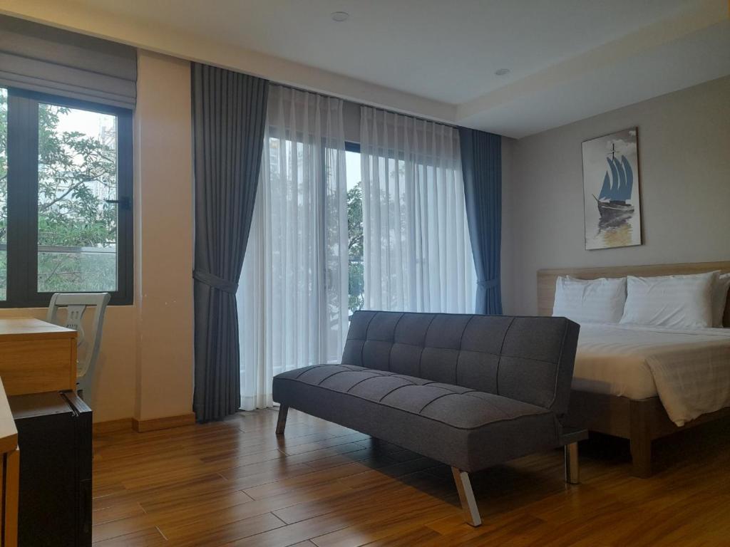 HAPPY HOME HOTEL