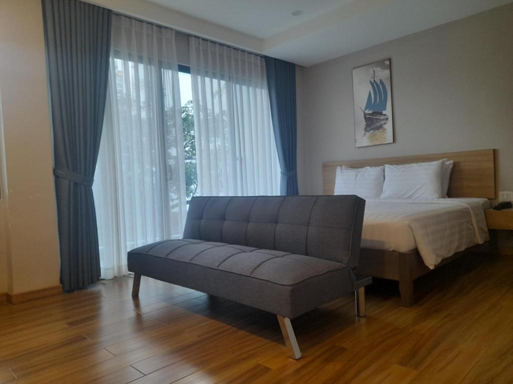 HAPPY HOME HOTEL