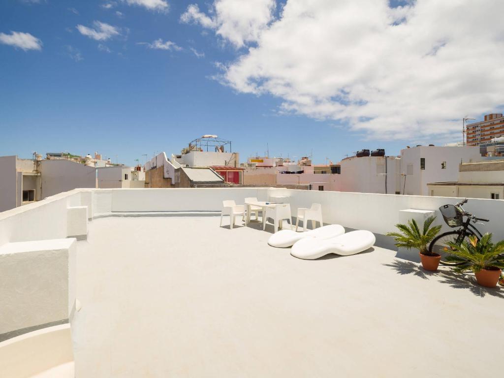 Fantástico estudio con ascensor Playa de Las Canteras BT3c 6