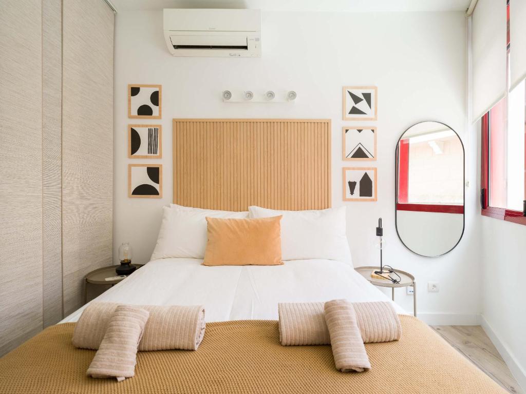 Fantástico estudio con ascensor Playa de Las Canteras BT3c 2