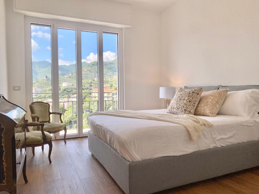 CasaViva - Terrace Apt with Parking in Rapallo 2