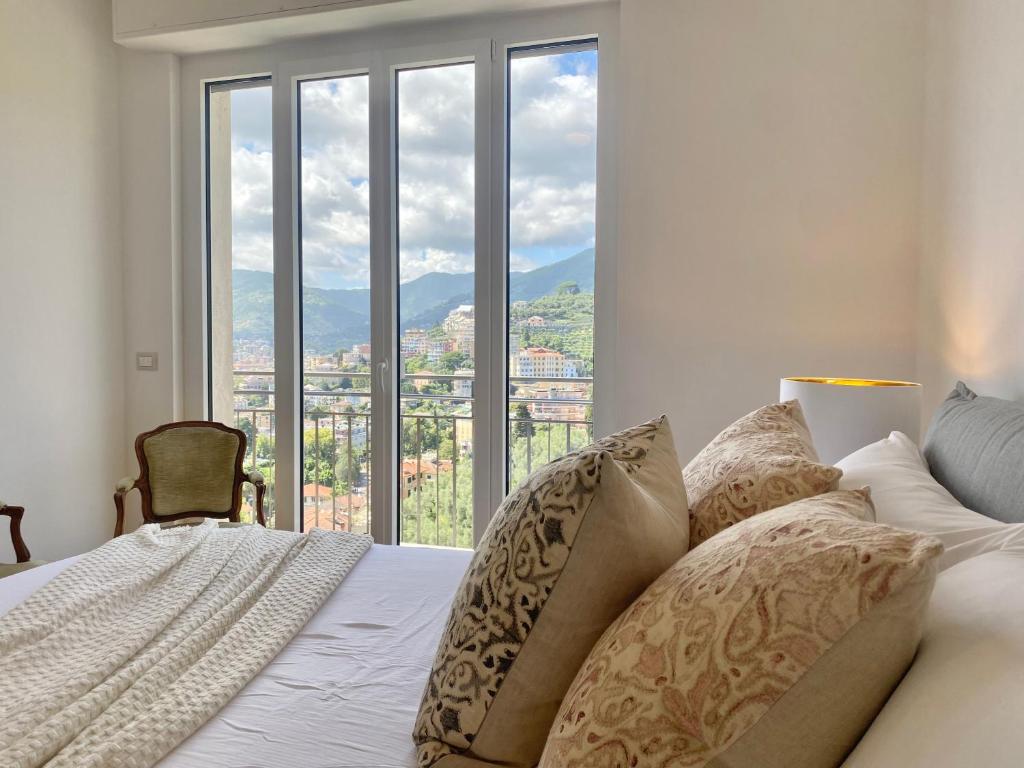 CasaViva - Terrace Apt with Parking in Rapallo 7