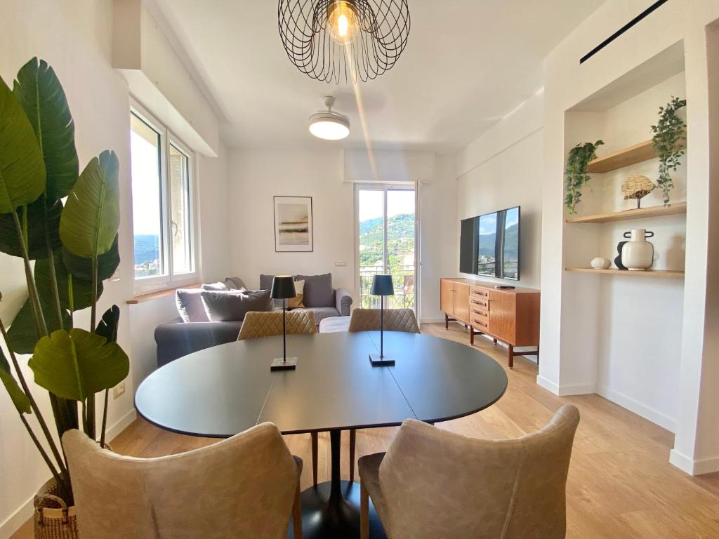 CasaViva - Terrace Apt with Parking in Rapallo 5