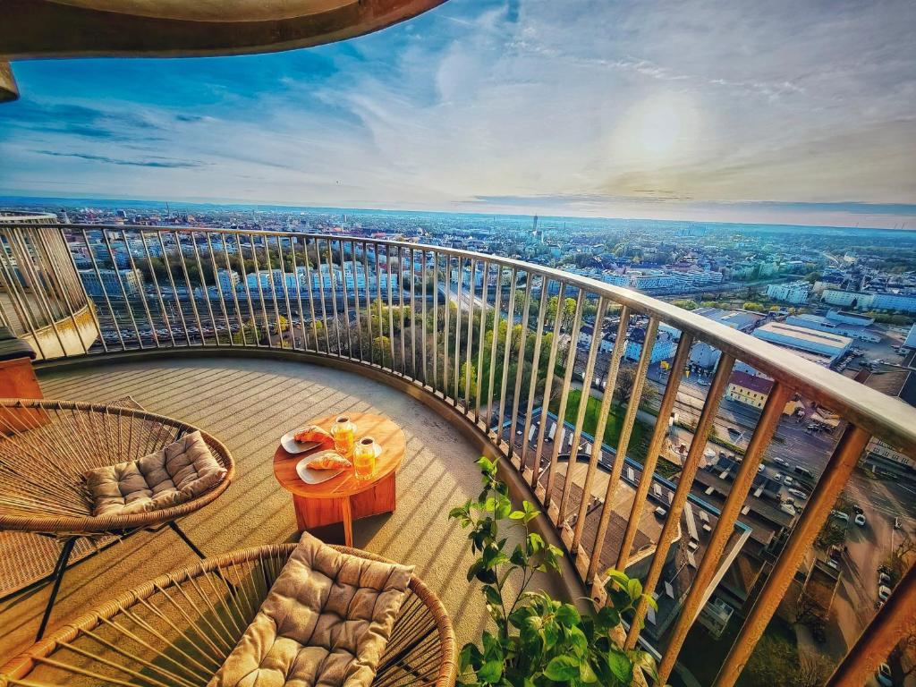 Apartment in der 30. Etage, Tolle Aussicht, Zentral 1