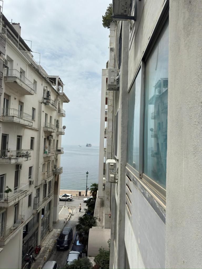 Sea view Aristotelous square 6