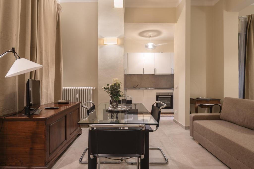 Hostly-Suite il Mediceo-Lungarni in Town Center 5