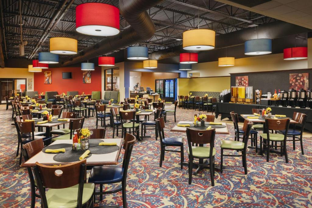 Holiday Inn & Suites Orlando SW - Celebration Area, an IHG Hotel Image