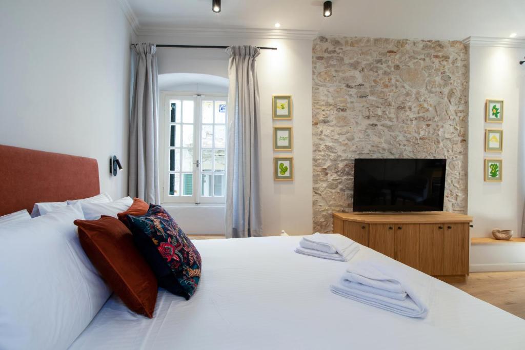 Kantouni Mpizi Suites by CorfuEscapes 8