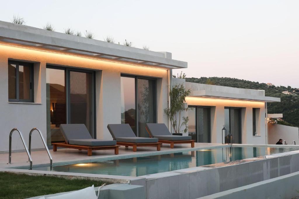 Luxury Villas Theros with private pools 4
