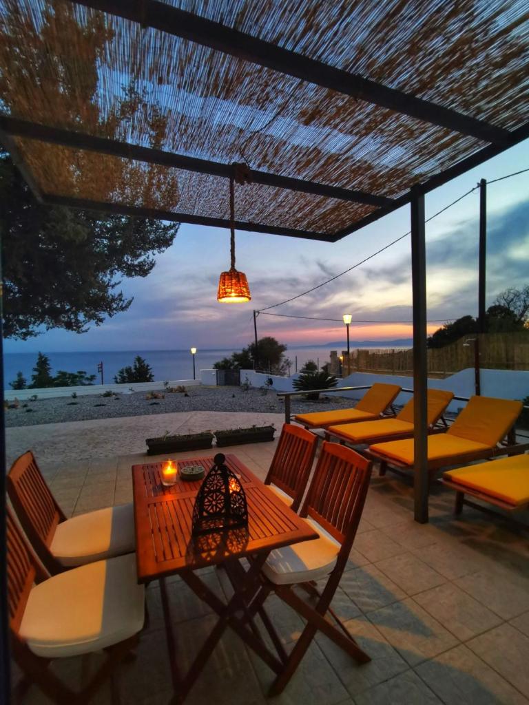 Alexandra's Sea Front Villa 1