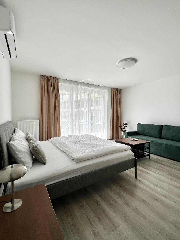 RH Suites 5