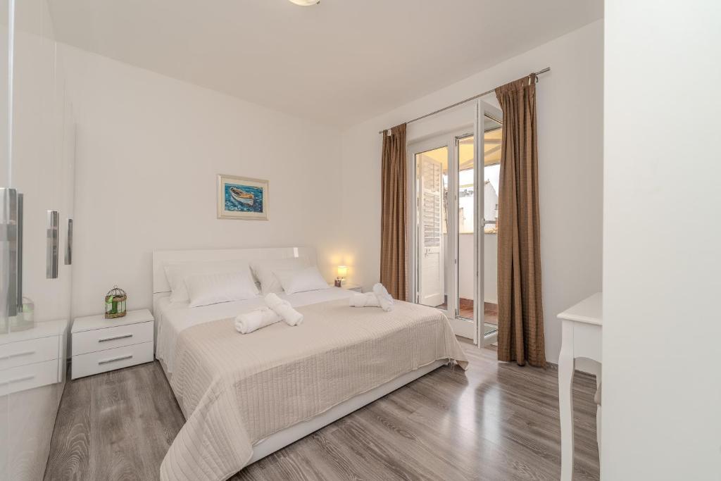 Zadar Center Apartment Verdi,big & cosy 7