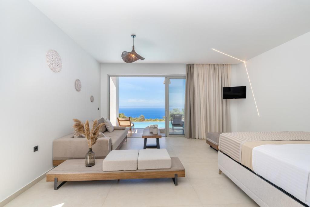 Mellamare Luxury Suites 7