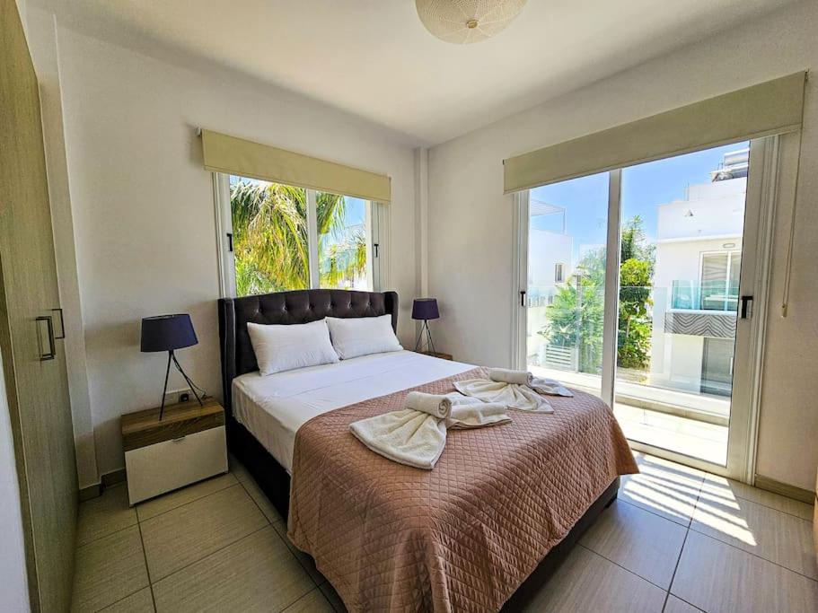 Nissi beach villa Holiday 2