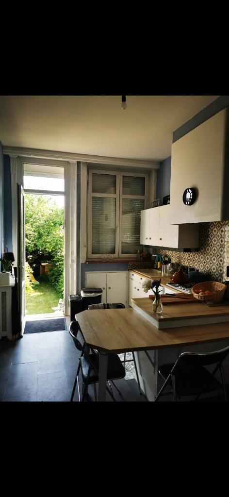 Grande maison tout confort, billard et spa -en saison 7