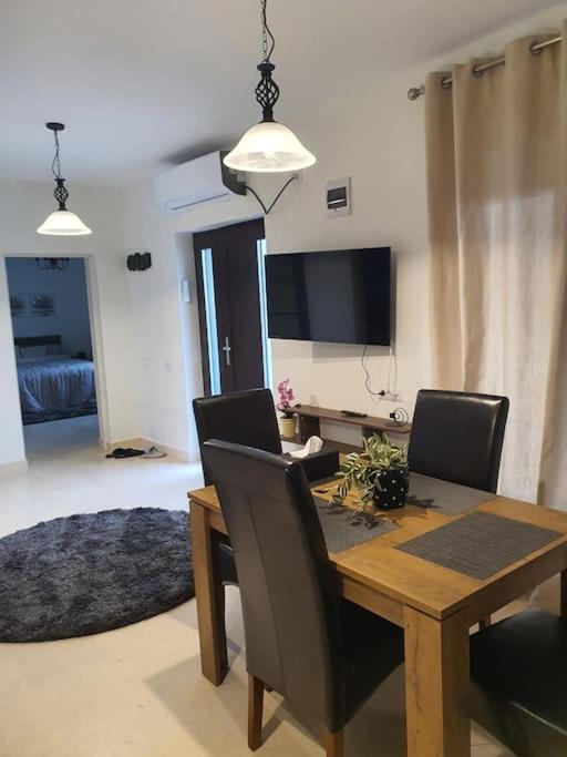 Casa cu flori 2