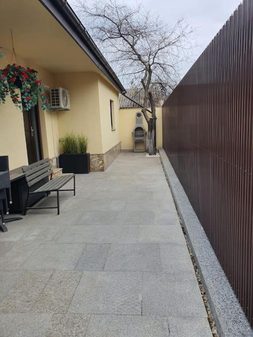 Casa cu flori 4