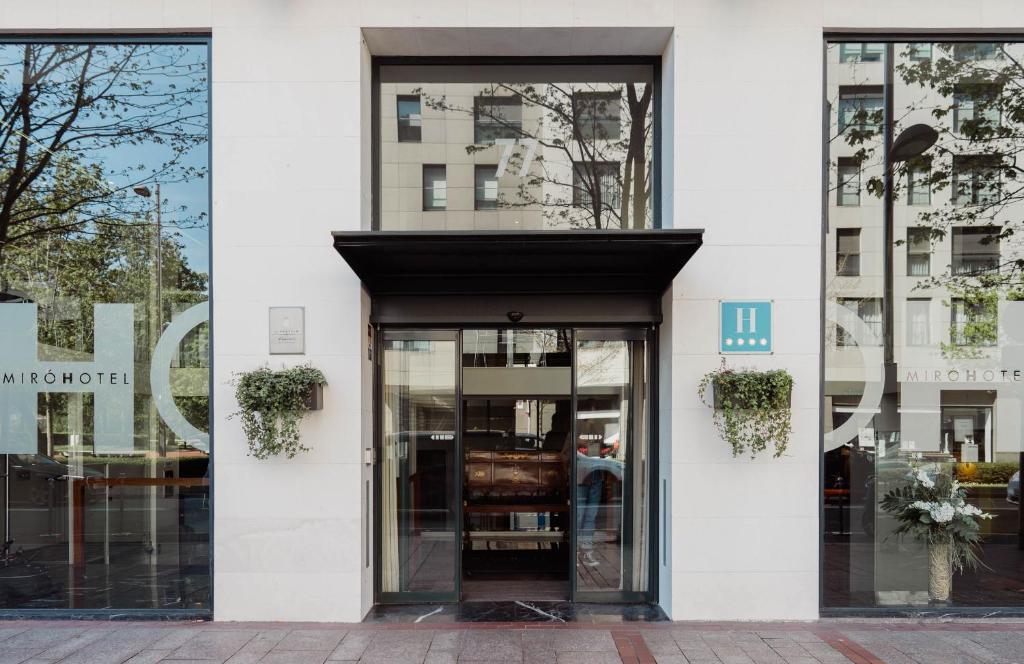 Hotel Miró Image
