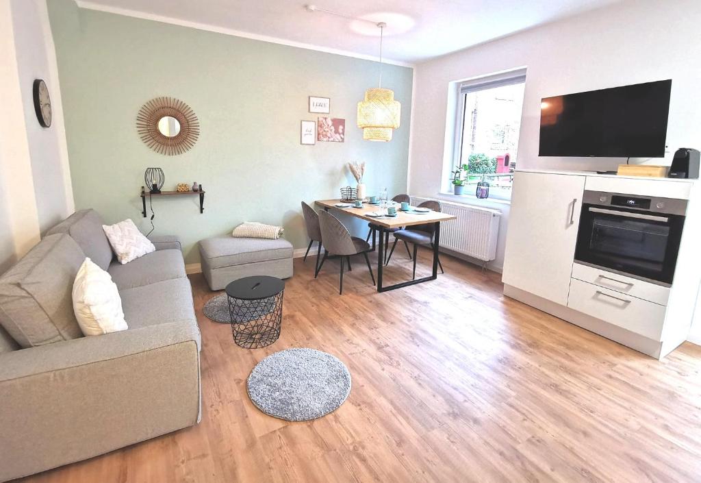 BohnApartments XL Suite - 2 Schlafzimmer mit Balkon - Zentrum - Petersberg - Domplatz 7
