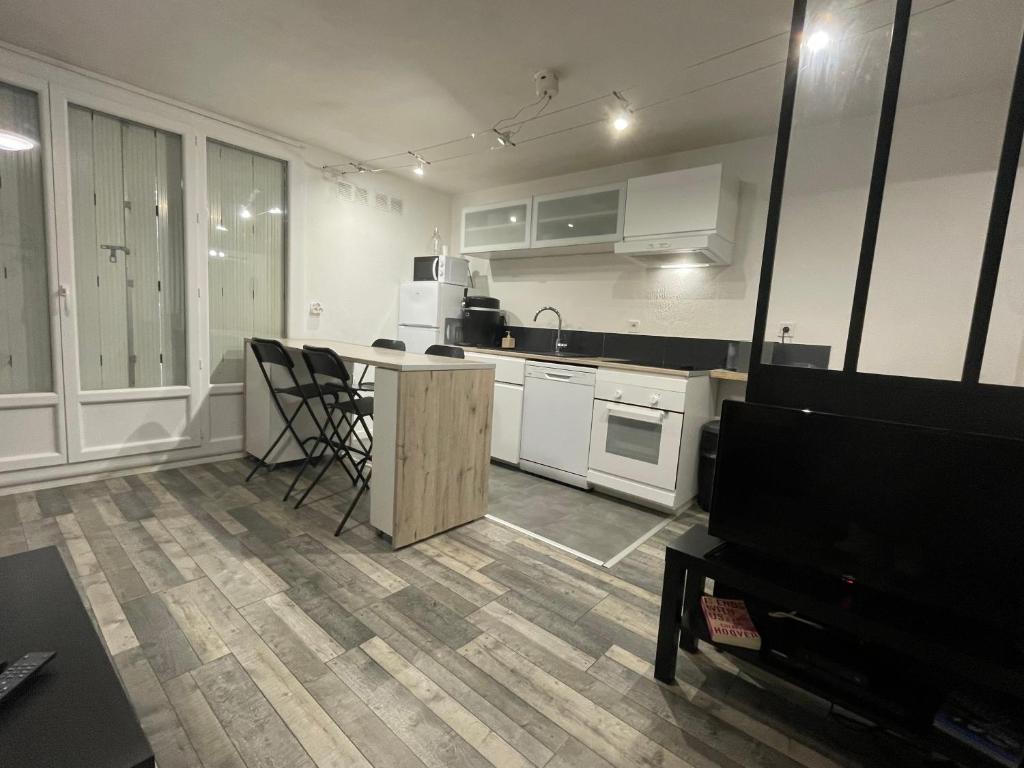 La Cardonille appartement avec patio 8