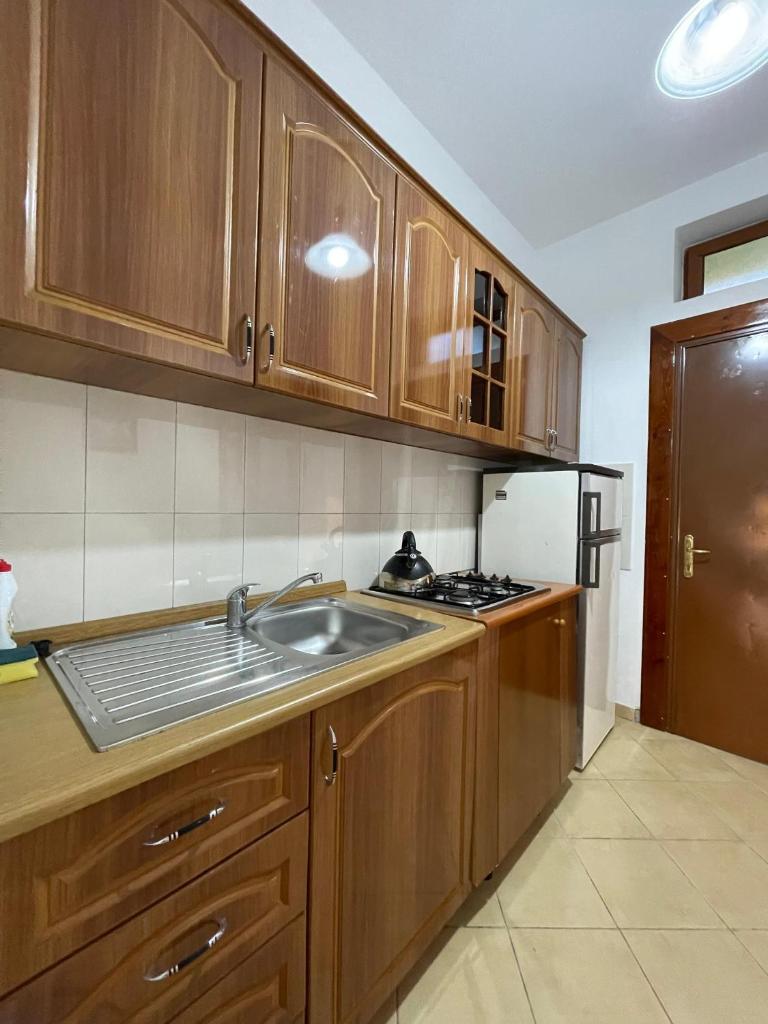 Pararse Apartments 3