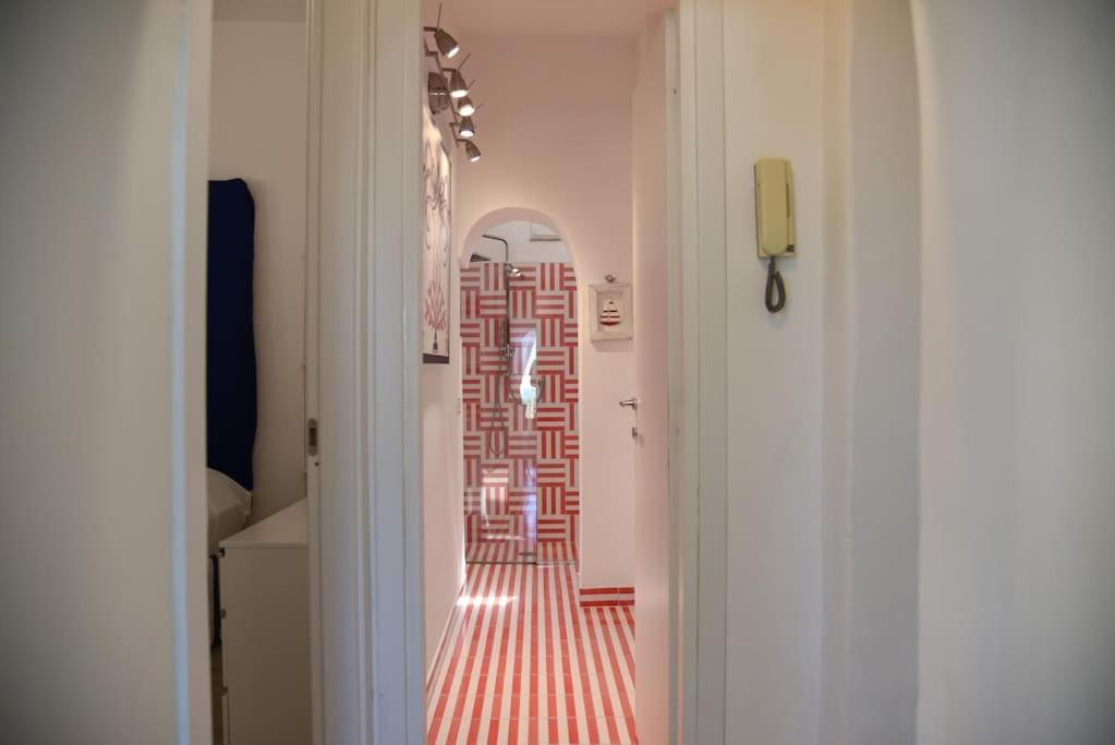 Photo de la galerie de l'établissement Villa in Caprile for6 people by Capri-Property, à Anacapri