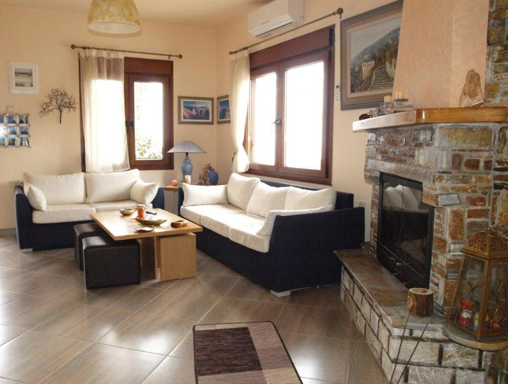 Anastasia's Cottage in Pelion 2