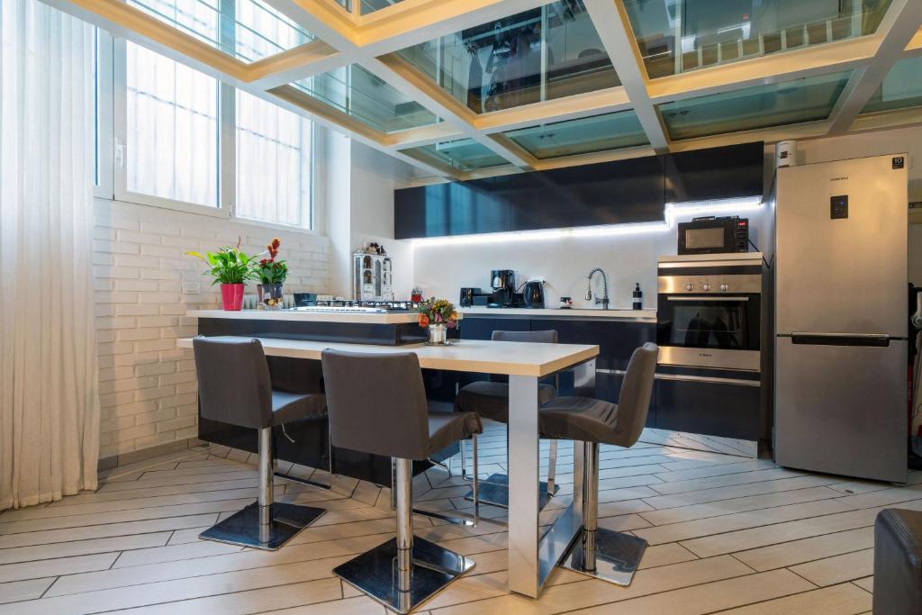 Glass Loft 1