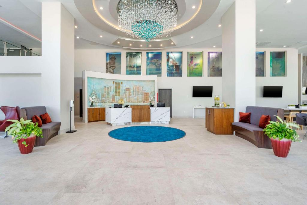 Cambria Hotel Orlando Universal Blvd Image