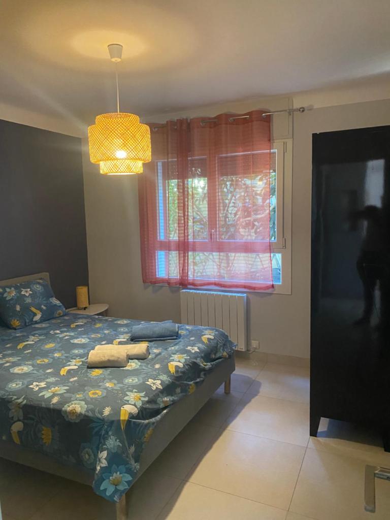 Rez de villa Grand T2 proche plage Marvivo-Sablettes 7