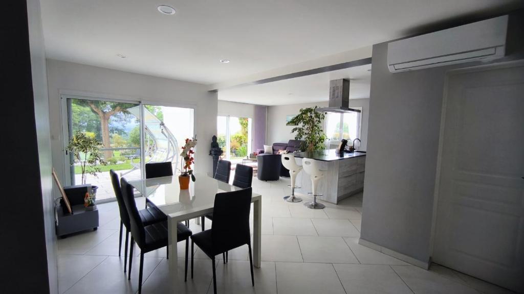Maison avec piscine 4
