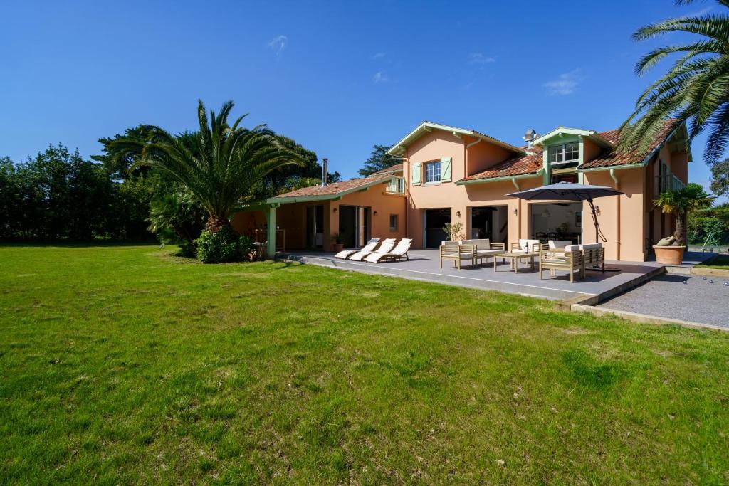 Villa familiale à Biarritz, Parc privé, Pelote Basque & Boulodrome 2