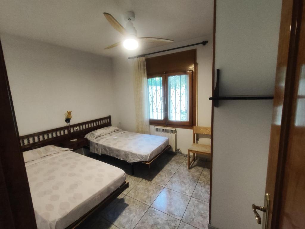 Private house with pool and BBQ 8