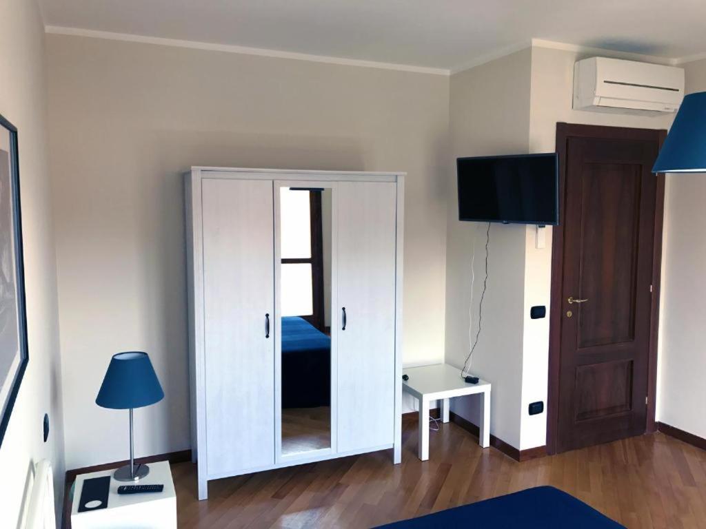 CYTRUS rooms 8