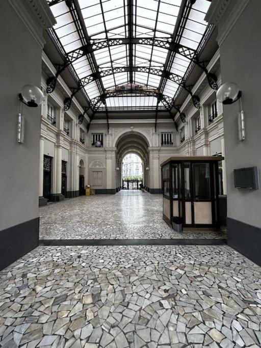 6 N'amore, Nel cuore di Napoli 6