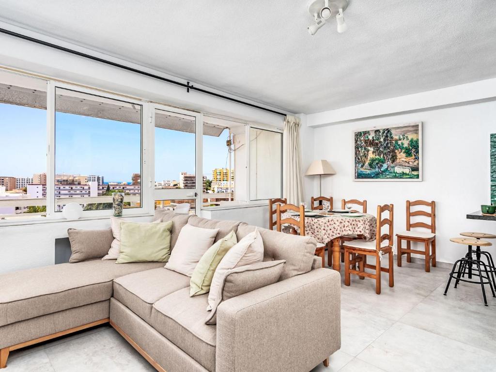 Apartment Eurosol-3 by Interhome 2