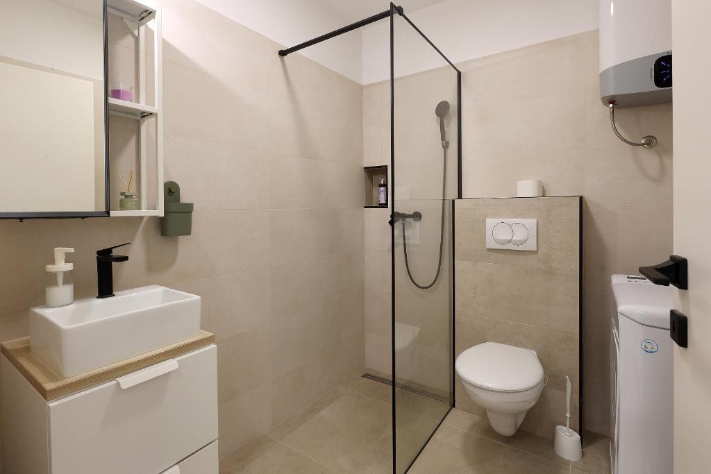 MODERN Flat MORE 7