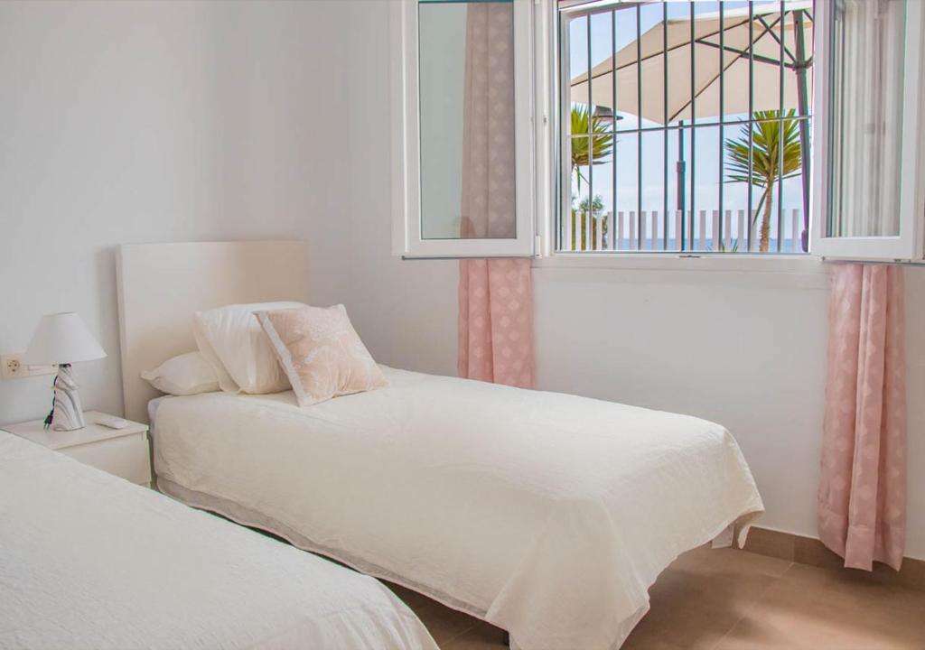 MojacarProperty, Casa Luisa 1ª Línea de Playa 2