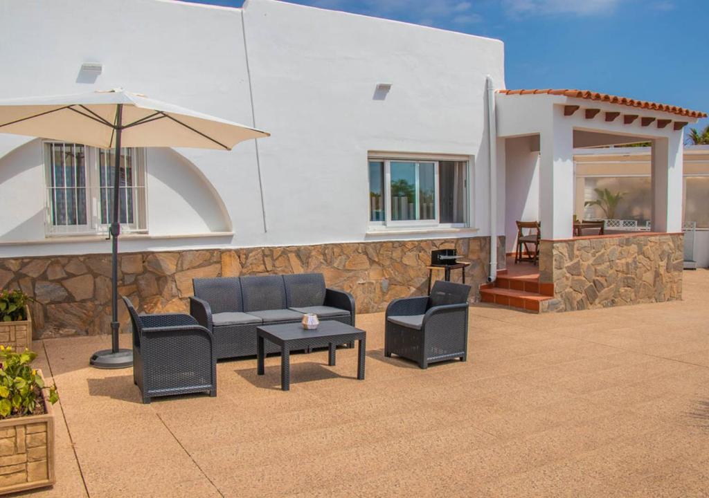 MojacarProperty, Casa Luisa 1ª Línea de Playa 6