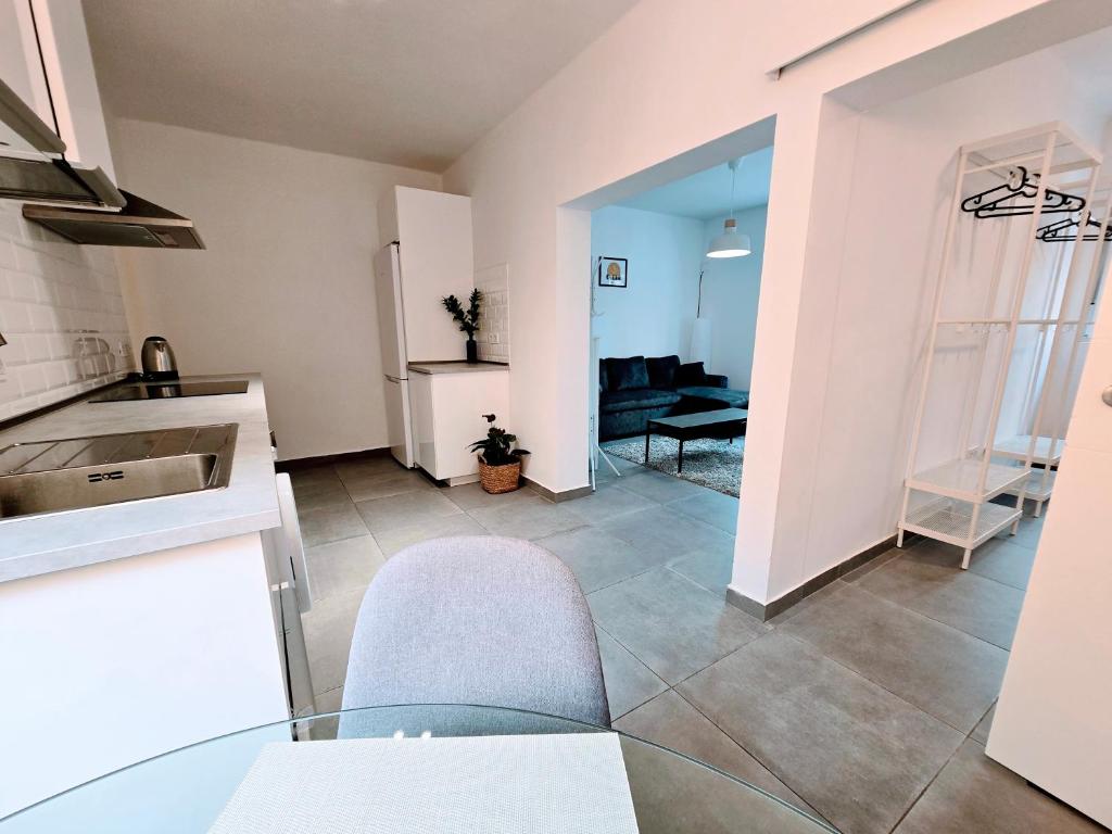 VV Cicer Home "by henrypole home" 8