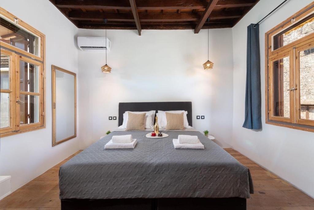 3-4 Bedrooms Villa in old Town 2