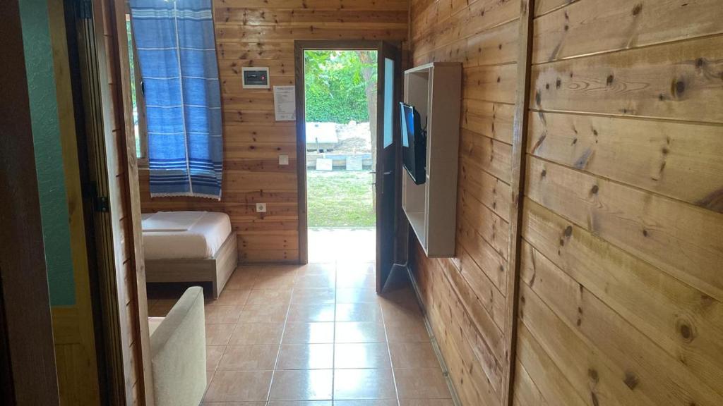 Bujtina e Zefit 6