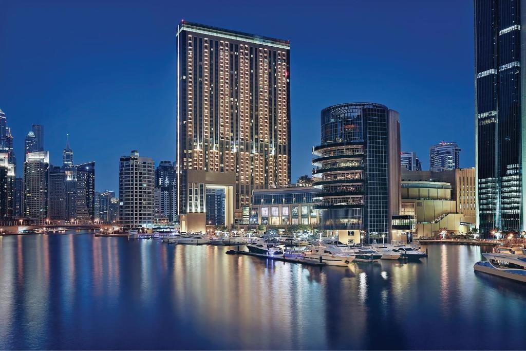 JW Marriott Hotel Marina Image