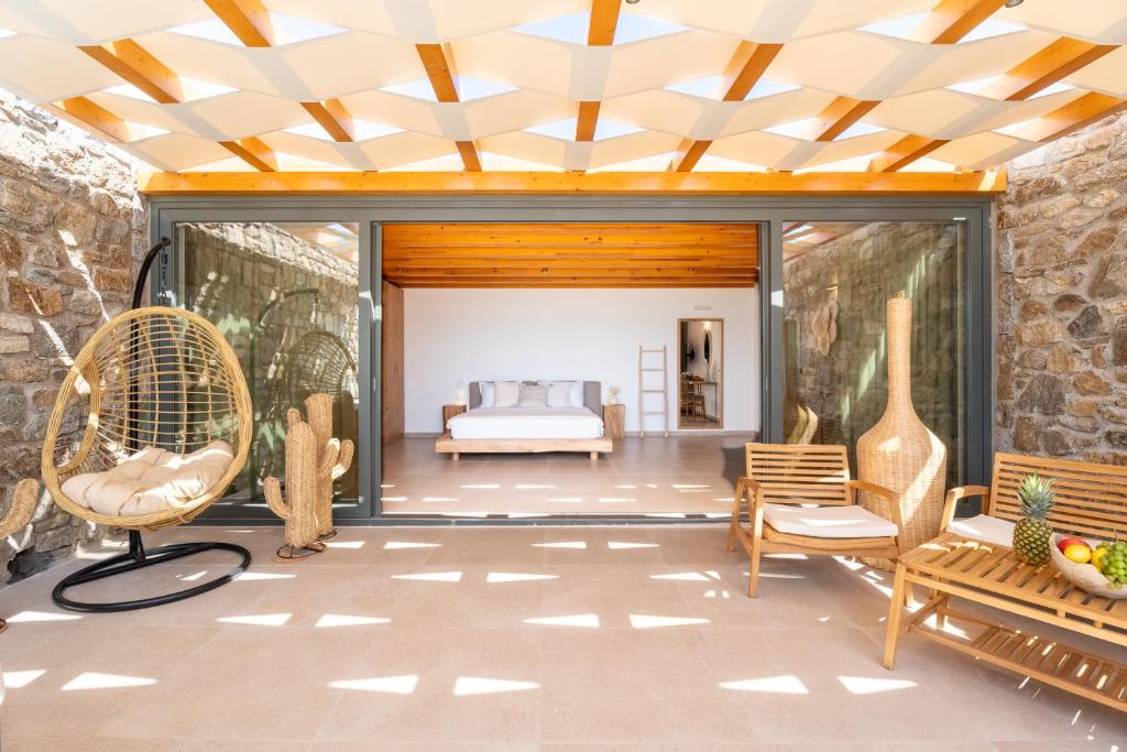 Regency Sunset Suites 7